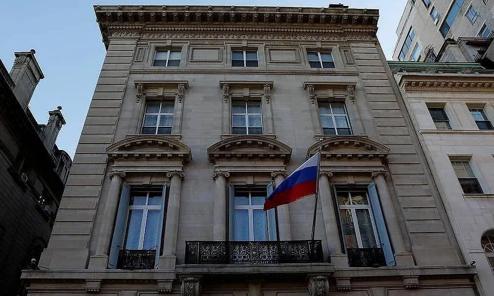 ΗΠΑ: Κόπηκαν οι τηλεφωνικές γραμμές του ρωσικού προξενείου στη Νέα Υόρκη